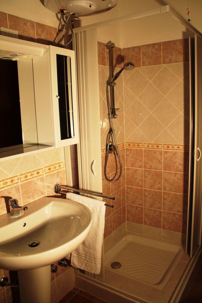Casa Vacanze Cau - Viale Europa Alghero Buitenkant foto