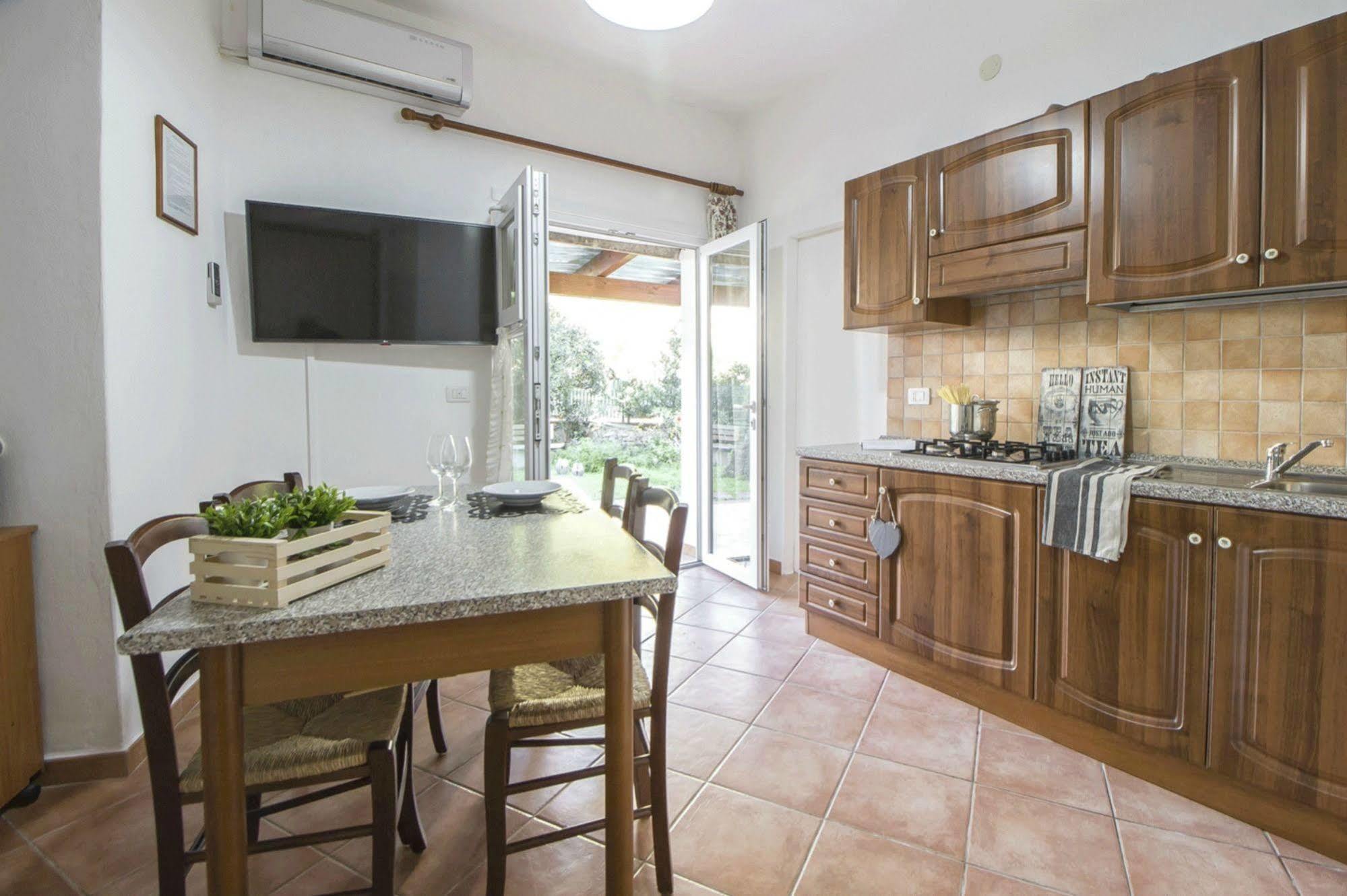 Casa Vacanze Cau - Viale Europa Alghero Buitenkant foto