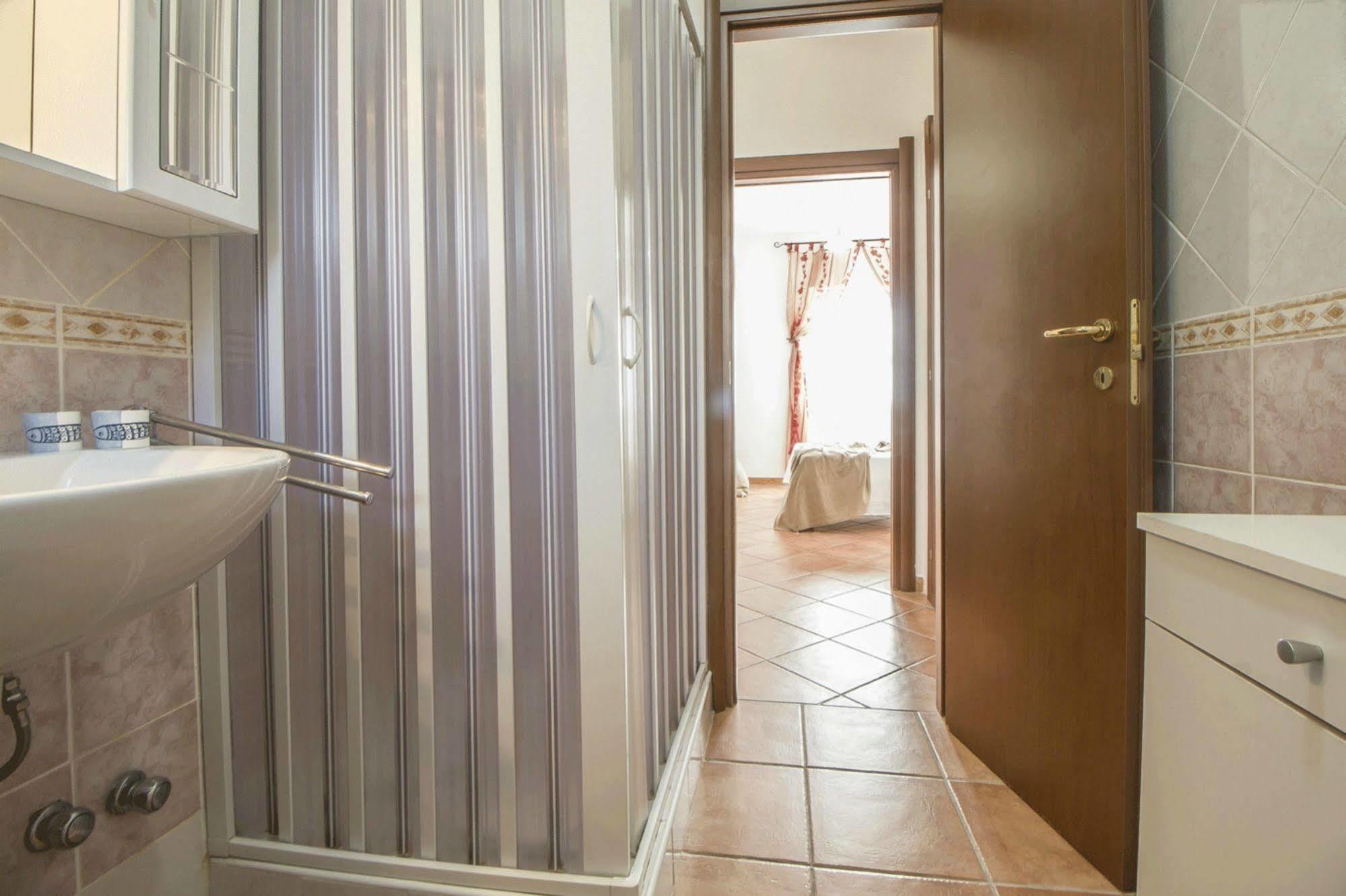 Casa Vacanze Cau - Viale Europa Alghero Buitenkant foto