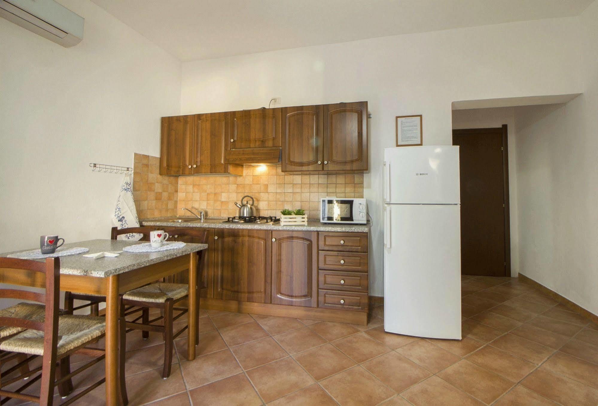 Casa Vacanze Cau - Viale Europa Alghero Buitenkant foto