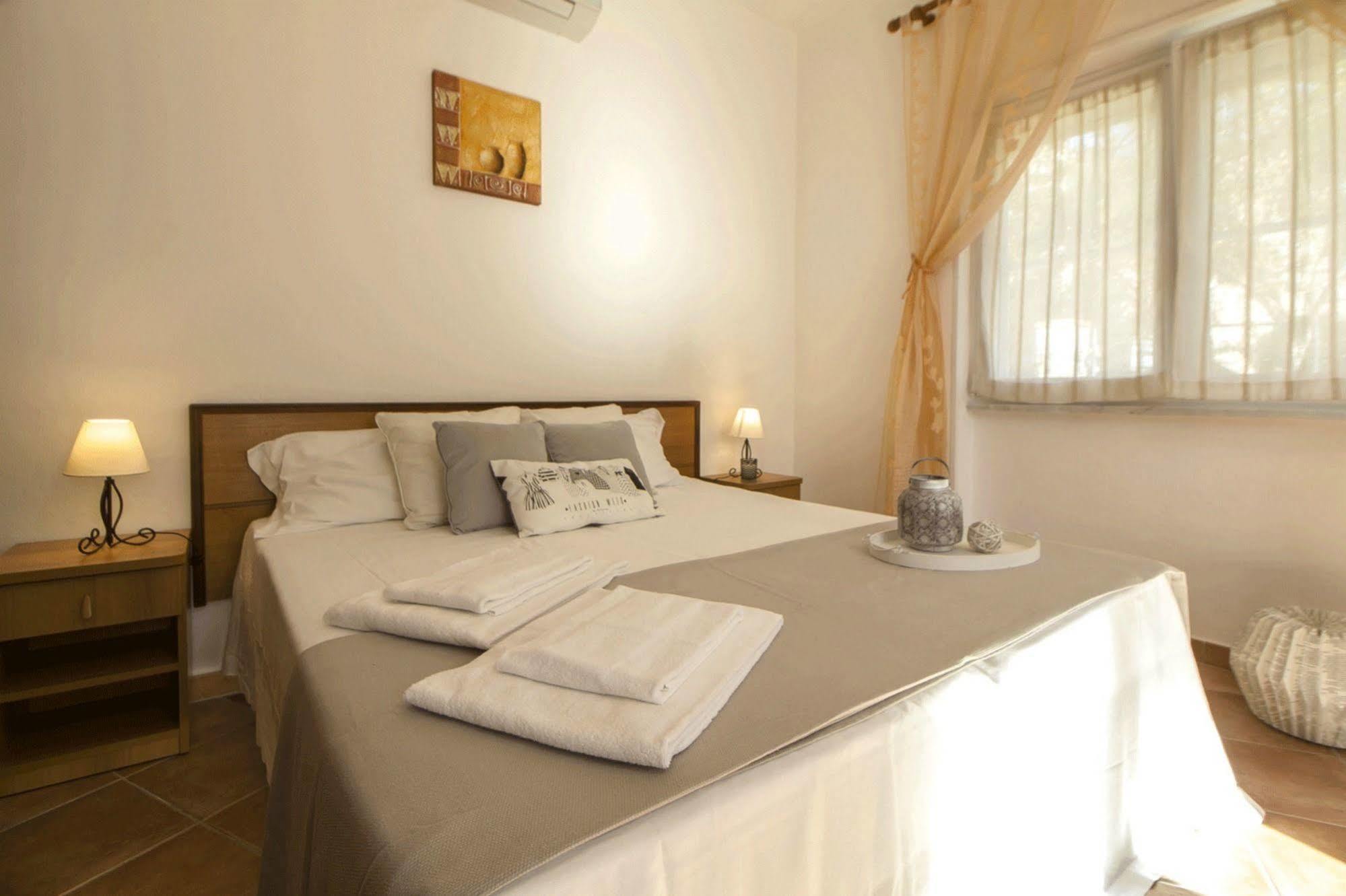 Casa Vacanze Cau - Viale Europa Alghero Buitenkant foto