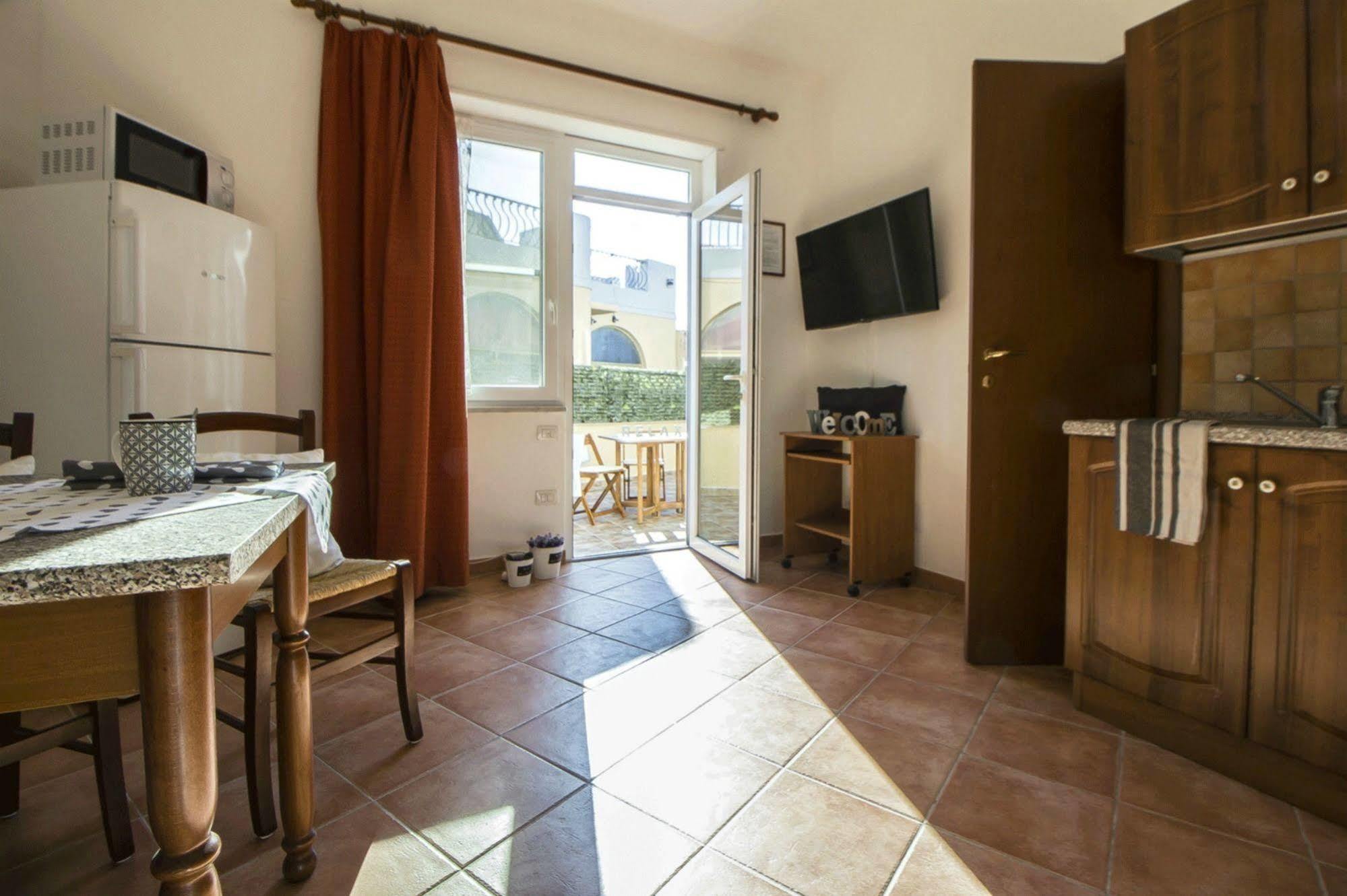 Casa Vacanze Cau - Viale Europa Alghero Buitenkant foto
