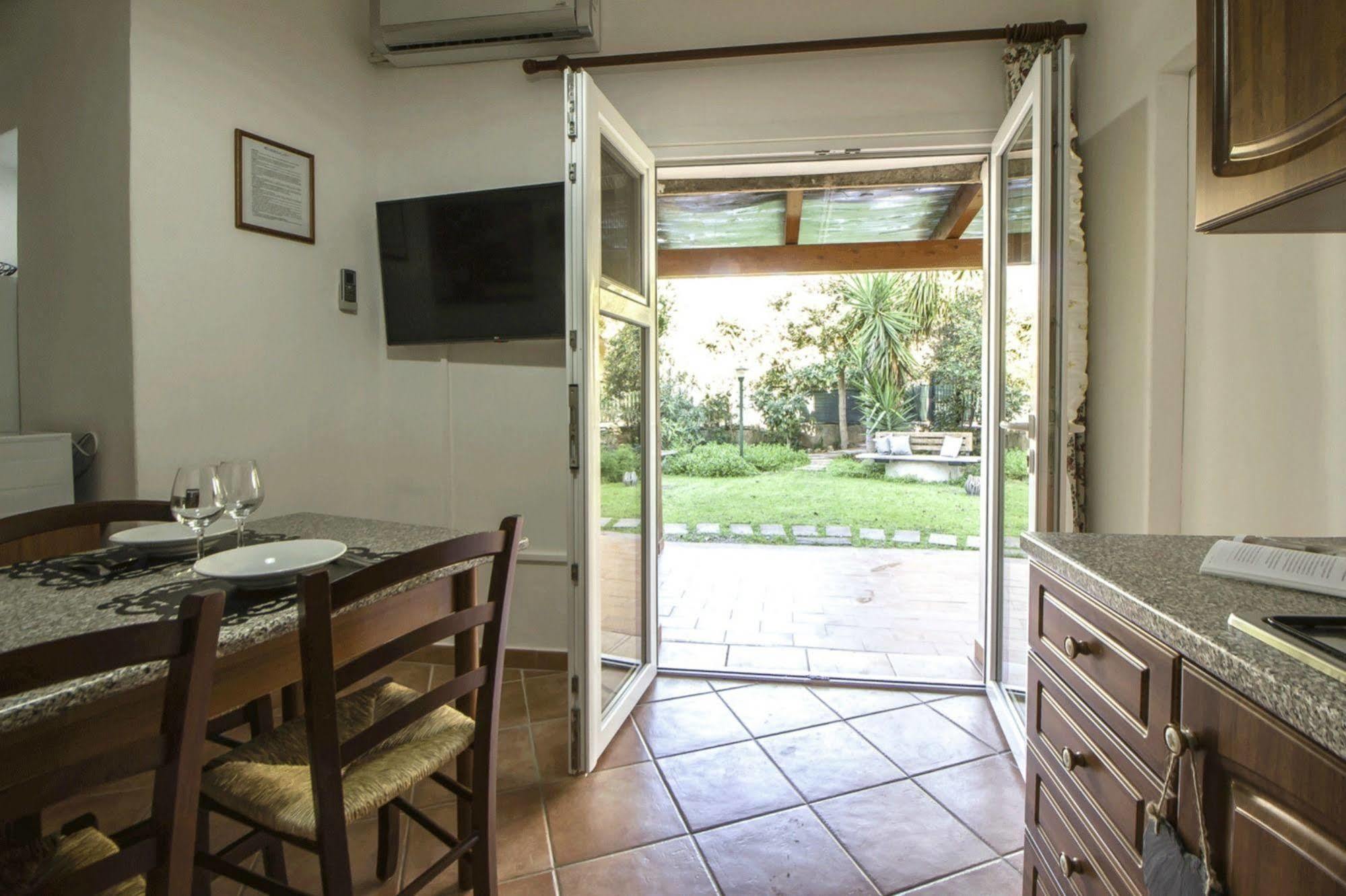 Casa Vacanze Cau - Viale Europa Alghero Buitenkant foto